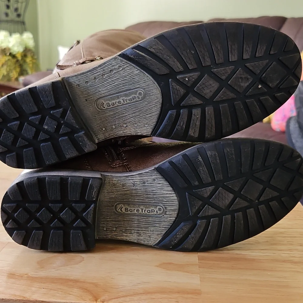 Bare Traps Boots - Picture 7 of 9